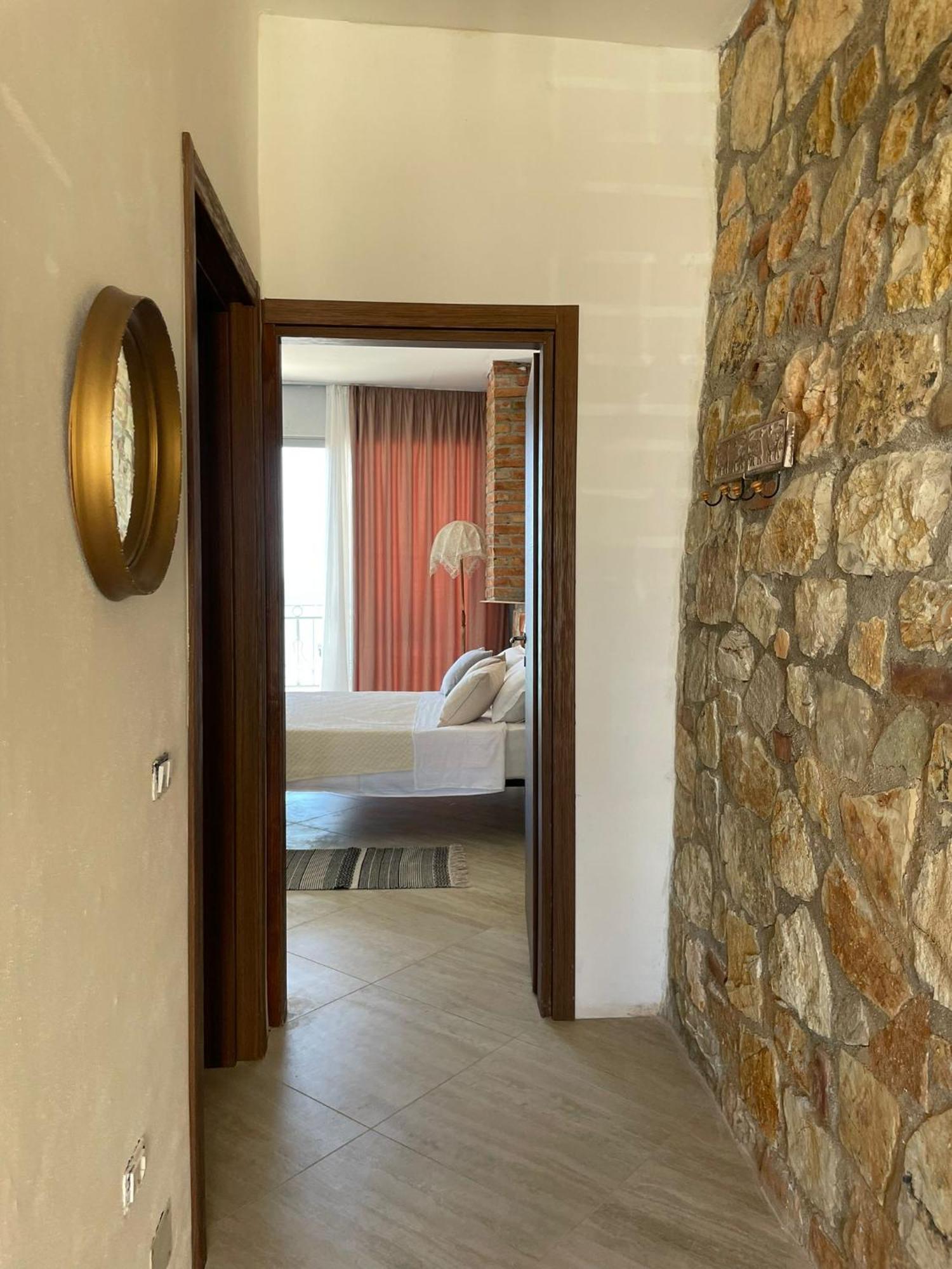 Hotel "San Saena " Radhimë Extérieur photo