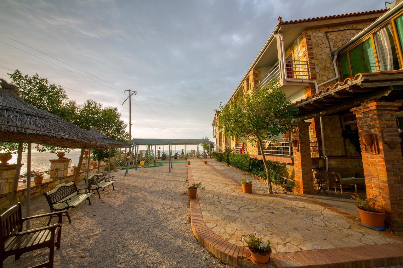 Hotel "San Saena " Radhimë Extérieur photo