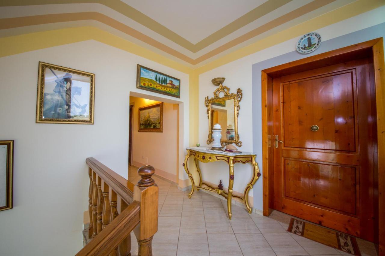 Hotel "San Saena " Radhimë Extérieur photo
