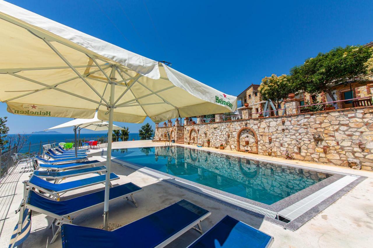 Hotel "San Saena " Radhimë Extérieur photo